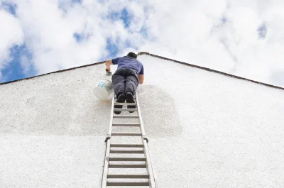 Peinture extérieure à la Loye — façades et ravalement